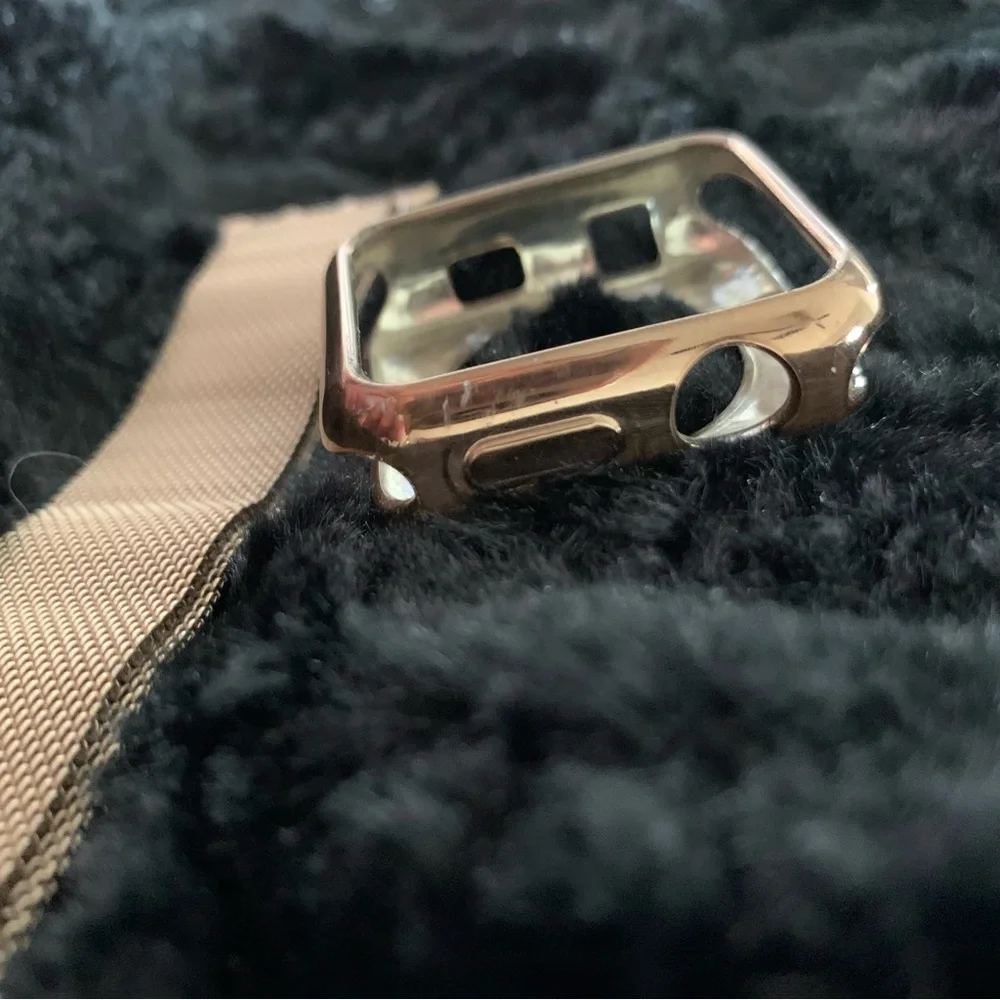 Apple Watch Gold Cover & Wrist Band